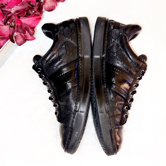 GUCCI GG Low Top Sneaker - Picture 4 of 10